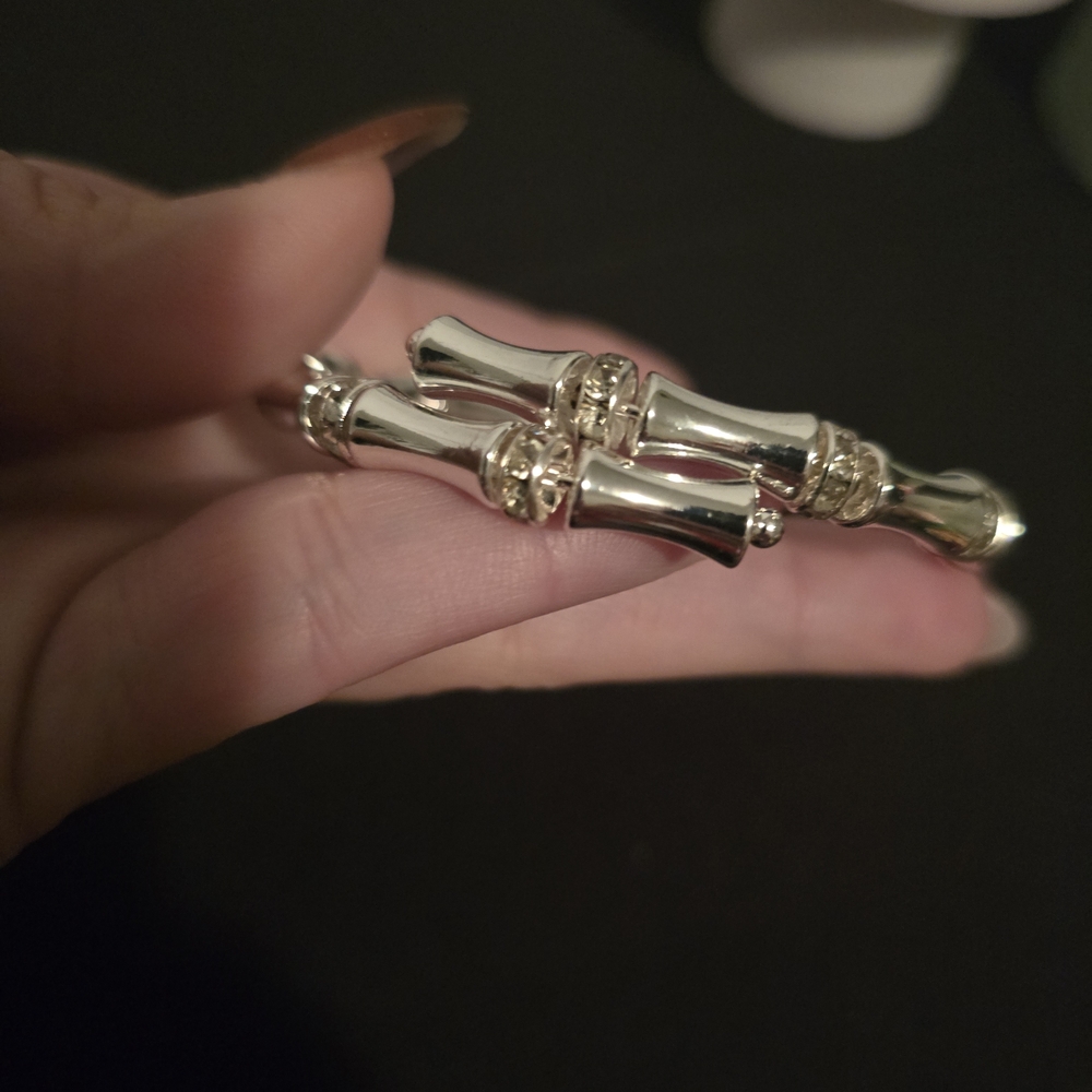 Chic Silver Bracelet By Stacks - image 3